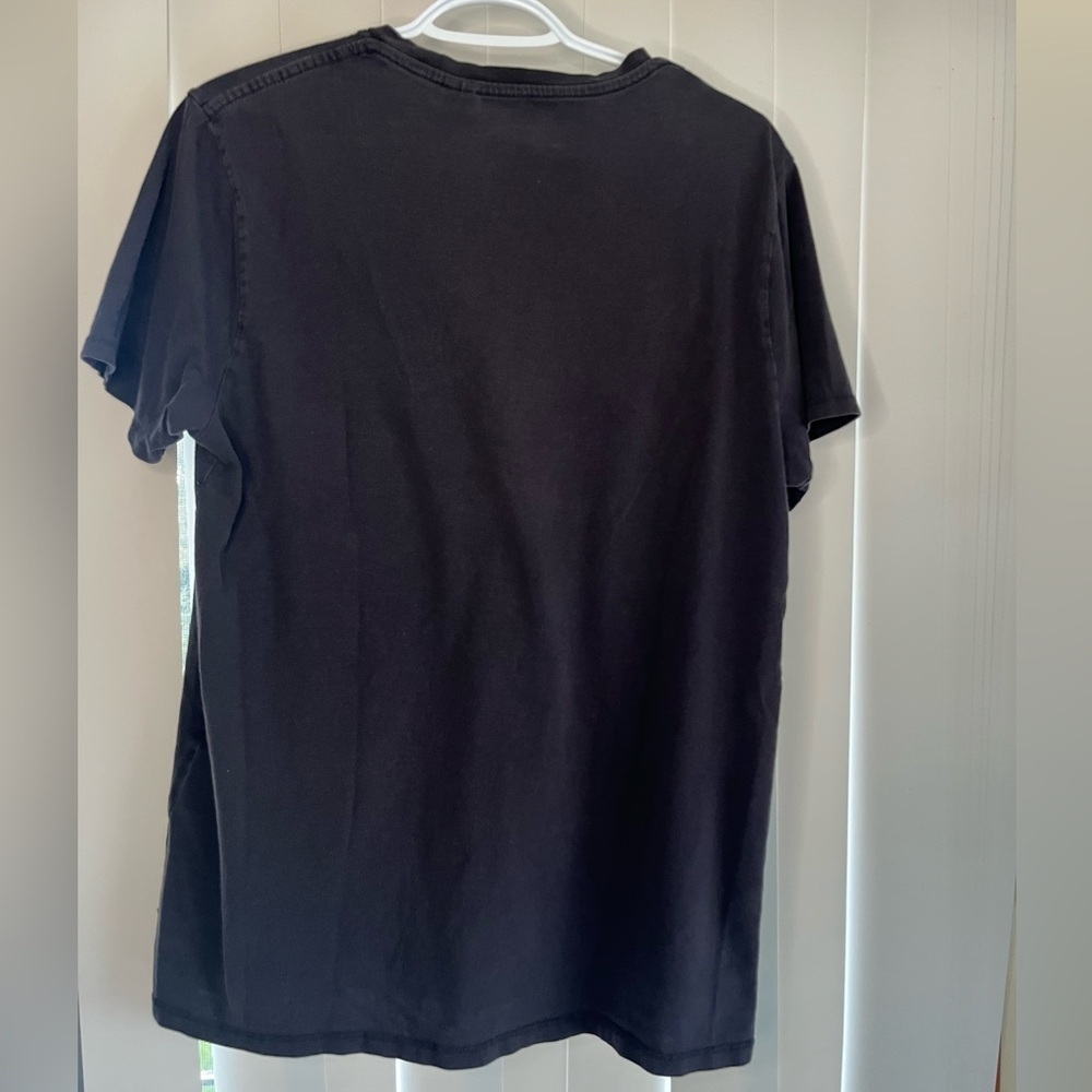 Levi's Black Graphic T-Shirt - Picture 2 of 6